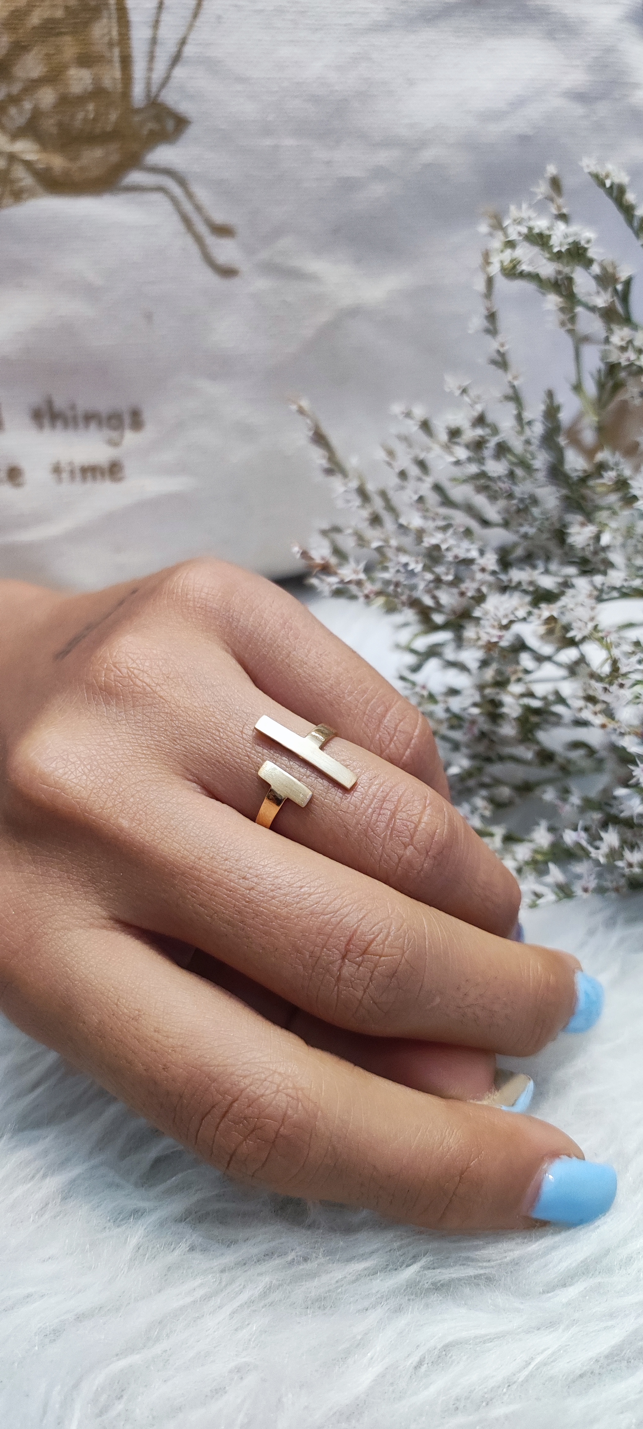 انگشتر مینیمال تیفانی انگشتر مینیمال وزن تقریبی 1.6 گرم