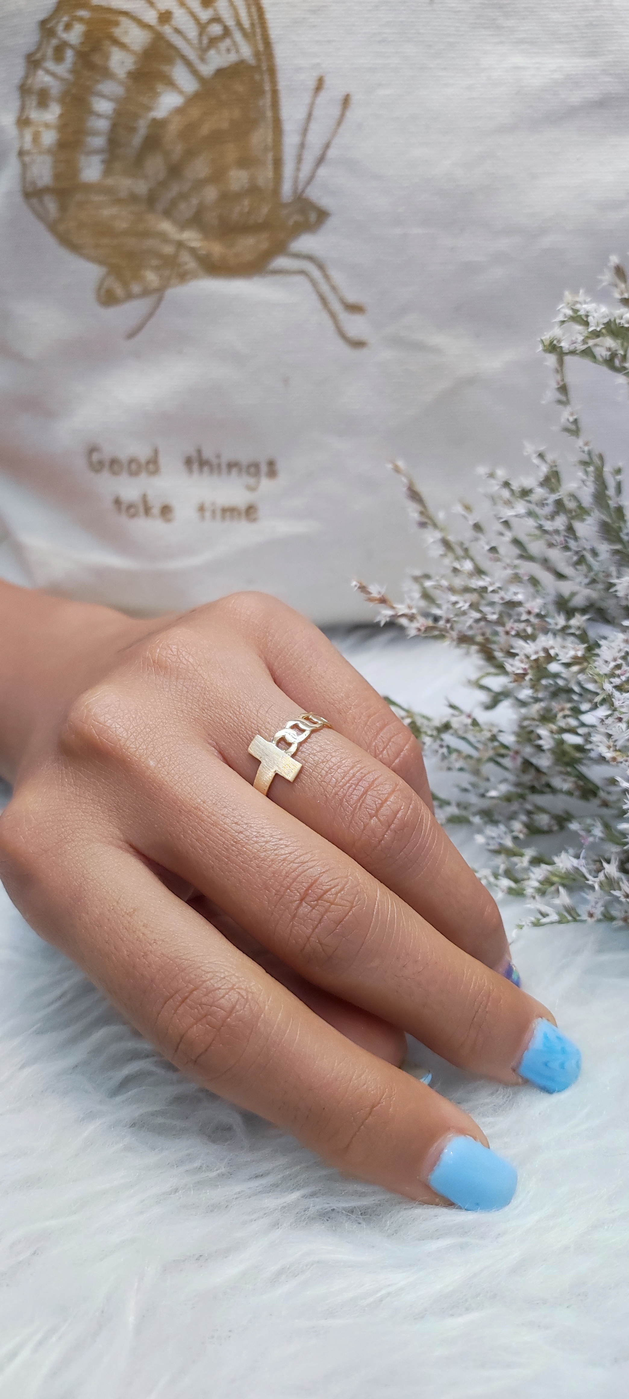 انگشتر مینیمال کارتیر تیفانی انگشتر مینیمال وزن تقریبی 1.95 گرم